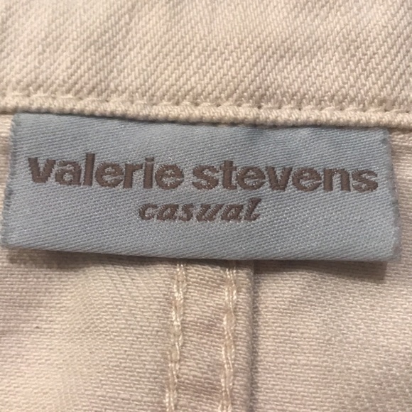 Valerie Stevens - Women’s Casual Jean Jacket - Beige - Never Worn - Large - $28 - Picture 4 of 10